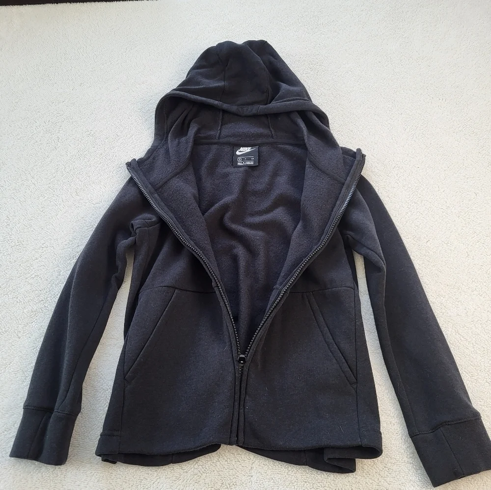 Nike Zip Up Black Hoodie Youth Size Small with Front Pockets
